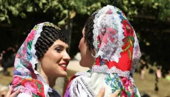“Logu i Bjeshkëve”, festa që bashkon traditën dhe kulturën në zemër të Alpeve Shqiptare