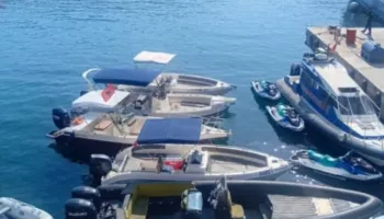 Lundrime pa leje dhe skafe pa dokumente, e pësojnë pronarët në Sarandë, Policia i gjobit dhe u bllokon 5 mjetet (FOTO)