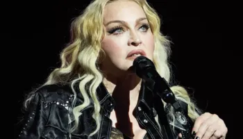 Madonna feston 68-vjetorin, një jetë mes muzikës dhe skenës