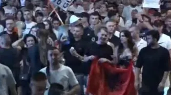 Marshimi ‘paralizon’ akset kryesore të Tiranës/ Protestuesit: Nuk tërhqemi deri në rrëzimin e Ramës