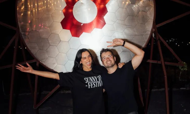 Martin Garrix falënderon familjen Lipa pas performancës në Kosovë: “Fundjavë e çmendur në Ibiza, Finlandë dhe Kosovë”