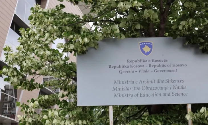 MASh u bën thirrje prindërve të presin katalogun zyrtar para blerjes së teksteve shkollore