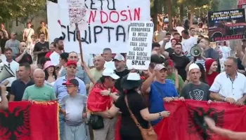 Mbahet protesta e 87-të para Kryeministrisë, përsëriten kërkesat kundër Qeverisë!