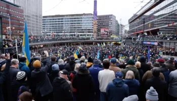 Mbi 10 mijë persona protestojnë në Stokholm për klimën, pak javë para zgjedhjeve