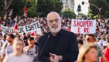 “Mbrojtja e Ballukut, tregoi krizën e qeverisë”/ Revolta qytetare, aktivisti: Rama të merret nën hetim, PS nuk…