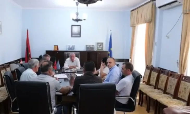 Mbytja e vogëlushes në rrjedhën e lumit Drin, prefekti mbledh Task-Forcën, kërkohet marrja e masave dhe njoftimi paraprak për hapjen e portave të digave!