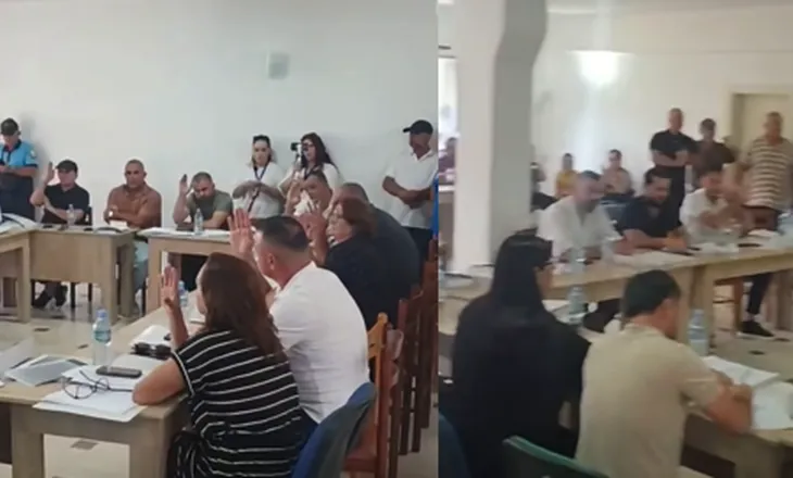 Me duartrokitje dhe brohorima! Këshilli Bashkiak i Klosit voton kundër bashkimit me Burrelin
