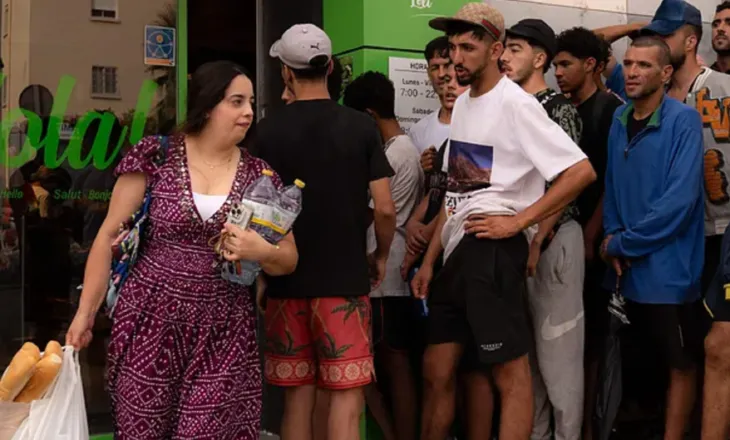 “Më e keqja kaloi, por asgjë nuk ka përfunduar”, Ceuta rikthehet ngadalë në normalitet pas krizës së emigrantëve
