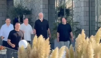 Më shumë se 4 orë, mbyllet takimi i kryeministrit Rama me krerët e bashkive në Kuç të Vlorës! Zbardhen diskutimet