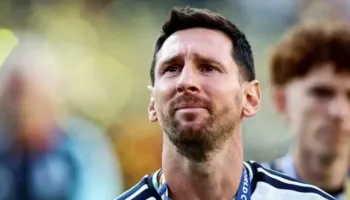 Messi tërhiqet nga kombëtarja e Argjentinës