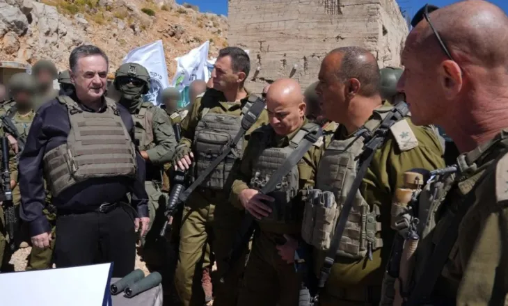 Ministri i Mbrojtjes viziton ushtarët në kufi, Katz: Trupat izraelite do të qëndrojnë në Siri për sigurinë e shtetit hebre!