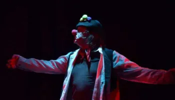 Monodrama ‘Arka’ e Mentor Zymberajt në Festivalin Ndërkombëtar të Monodramës ‘Dulcinea’