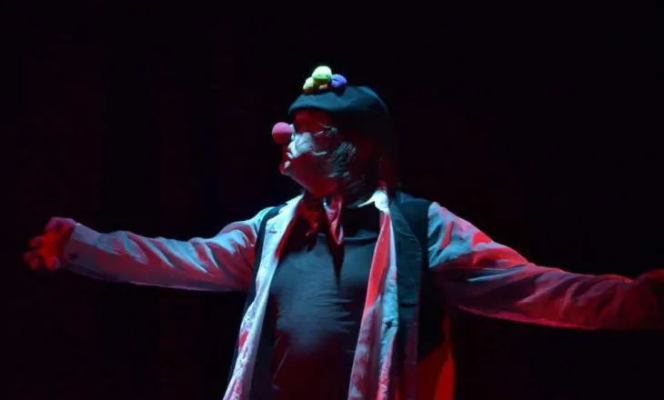 Monodrama ‘Arka’ e Mentor Zymberajt në Festivalin Ndërkombëtar të Monodramës ‘Dulcinea’