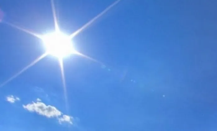 Mot me diell dhe temperatura të larta në të gjithë vendin
