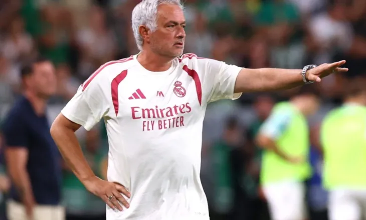 Mourinho zbulon detajin pasi la Real Madrid herën e parë: Pranova të merrja drejtimin e United kur Ferguson u largua, por…