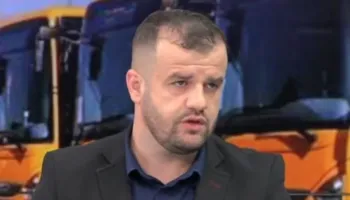 “Mund të ndikojë shërbimin”, shoqata paralajmëron reduktim autobusësh dhe më shumë vonesa për qytetarët