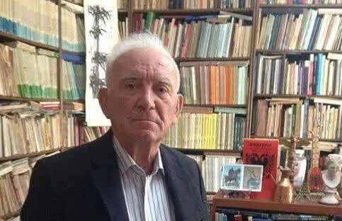 Ndahet nga jeta akademik emeritus Mark Tirta, një nga figurat më të shquara të etnologjisë shqiptare