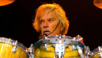 Ndahet nga jeta Frank Beard, bateristi legjendar i ZZ Top