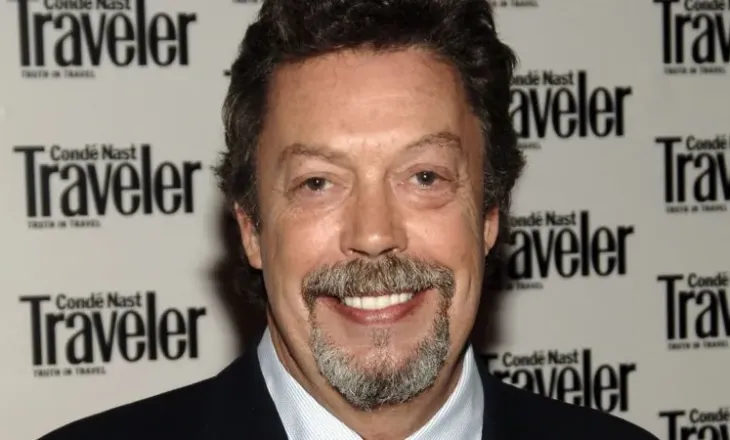 Ndahet nga jeta në moshën 80-vjeçare Tim Curry, ikona e “Rocky Horror”