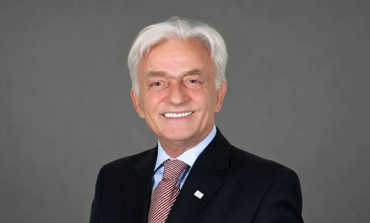 Ndahet nga jeta Prof. Dr. Eqrem Kryeziu, figurë e shquar e jetës kulturore e politike të Kosovës