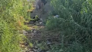 Ndoja: Kanale kulluese të pa pastruara, kazanët plehrash plot, kjo është gjendja në Shkozet, ish-Kënetë, Vëllazërim dhe Durrës