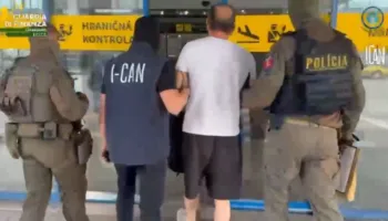 Ndryshoi gjurmët e gishtërinjve: Ekstradohet në Itali shqiptari i dënuar me 27 vjet burg