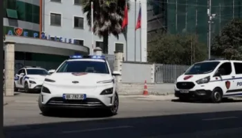 ‘Në institucion ka bombë’/ Policia reagon për email-et misterioze