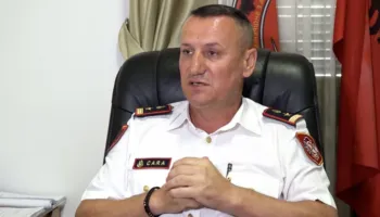 Në momentin më kritik/ Dorëhiqet drejtori i Përgjithshëm i Shërbimit Zjarrfikës