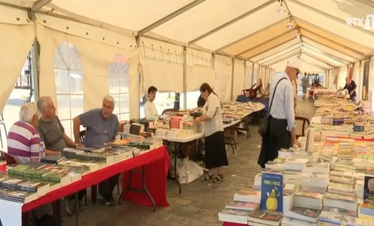 Në Prizren po mbahet edicioni i 18-të i panairit të librit