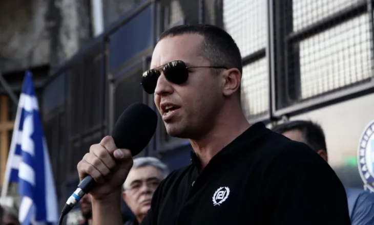 Neonazistët alarmojnë përsëri Greqinë, ish-eksponenti i “Agimit të Artë” do rikthehet në politikë pas lirimit nga burgu!