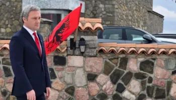NGA BARDH SPAHIA – Rama jepe dorëheqjen sepse përveç se hajdut banal je edhe antishqiptar i pafalshëm!