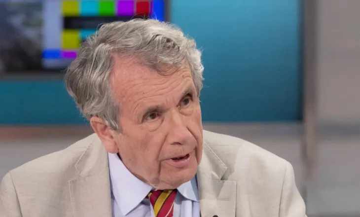 Nga reporter lufte në deputet, Martin Bell feston 88-vjetorin