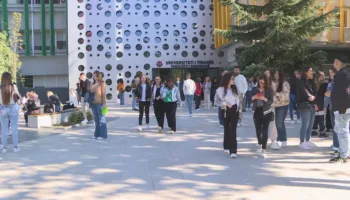 Nisin regjistrimet në Universitete, afati për maturantët fitues të raundit të parë dhe fazat e procesit!