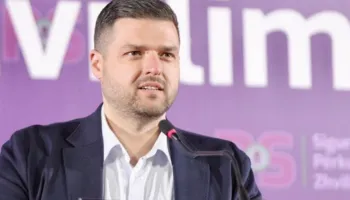 Një tjetër kryebashkiak i PS kundër Ramës, “Jo” bashkimit të Patosit me Fierin