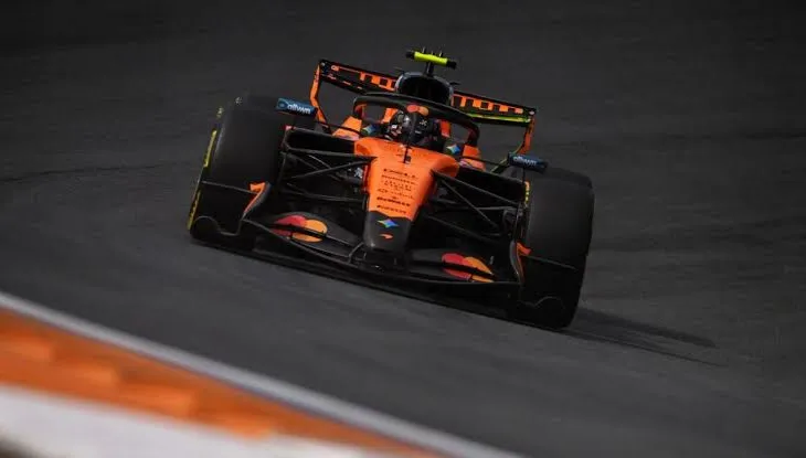 Norris “pole position” në Holandë, ndjekin dy makinat Mercedes dhe më pas ato Ferrari