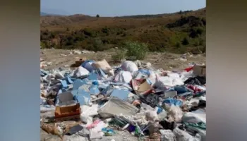 “Nuk merren me hallet e qytetit”- Pas ankesës së shqiptarit të Diasporës, Balla akuzon Bashkinë e Kavajës për pastrimin: Nuk do presim Fisnikun se ka…