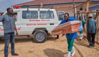 OBSH jep alarmin për Ebolën në Kongo: Epidemia ka dalë jashtë kontrollit, frikë për përhapje ndërkombëtare, mbi 2300 viktima!