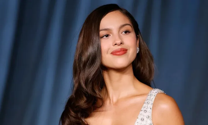 Olivia Rodrigo i dhuroi 5 mijë dollarë një studenteje për t’i paguar semestrin e fundit