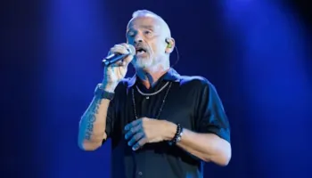 Operohet këngëtari Eros Ramazzotti, anulon të gjitha koncertet, ja kur do i kthehet skenës!