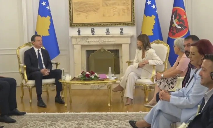 Opozita nuk i shkoi në takim, Haxhiu: LVV dhe LDK me president konsensual. Kurti: Unë nuk thërras seancë
