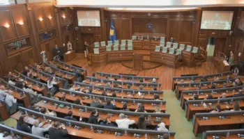 Pa marrëveshje dhe pa seancë, ngërçi politik në Kosovë hyn në fazë të re! Vendi shkon drejt zgjedhjeve të reja?