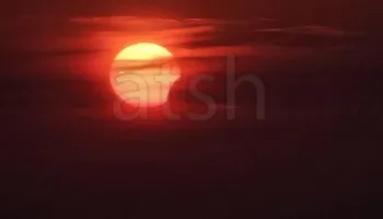 Pamje spektakolare nga Dajti, eklipsi i diellit shihet pjesërisht në Tiranë
