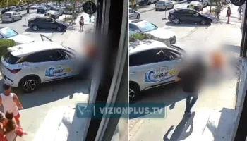 Pamje të rënda! Momenti kur taksisti përplas këmbësorin në Durrës, shpëton mrekullisht e mitura