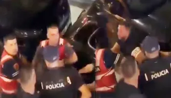 Pamjet nga “Orange Club”/ Akuza për dhunë nga policia, pikëpyetje për masat ndaj shefit të krimeve