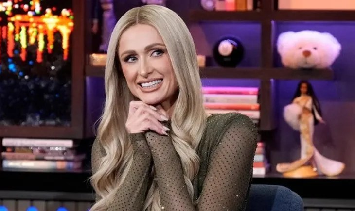 Paris Hilton kujton 20-vjetorin e albumit të saj debutues “Paris”