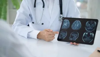 Parkinsoni – Si ta diagnostikoni dhe si manifestohet