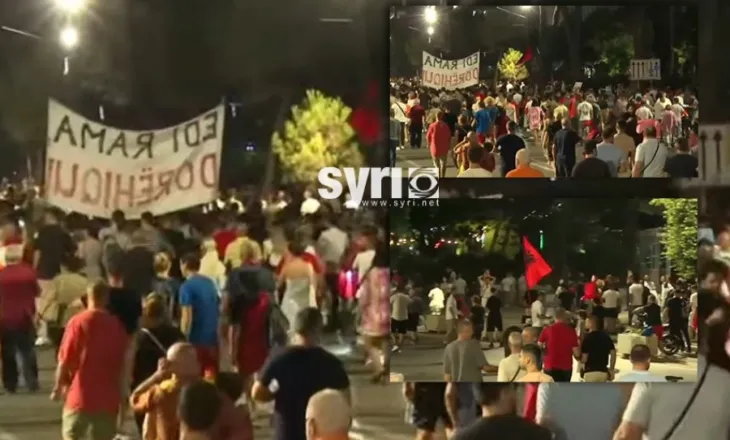 Pas fjalimeve para Kryeministrisë, protestuesit nisin marshimin në rrugët e Tiranës: Rama, jepe dorëheqjen!