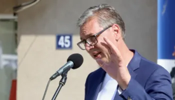 Pas kritikave për lumin Ibër, Vuçiç i përgjigje BE-së: Po mbroni shqiptarët, ata nuk respektojnë marrëveshjet