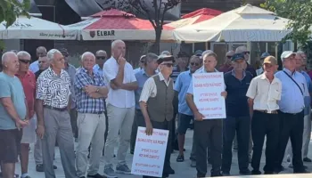 Patosi përsëri në protestë kundër hartës së re territoriale, banorët: Mos e shkrini bashkinë me Fierin