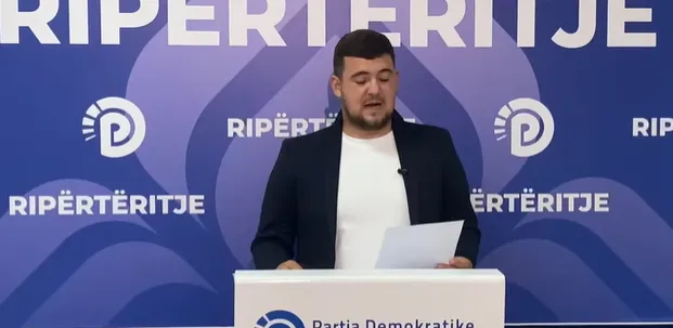 PD: Pse po prishet kontrata e Aeroportit të Vlorës?!